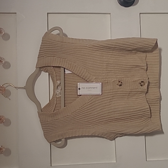Sweater vest - Picture 2 of 3